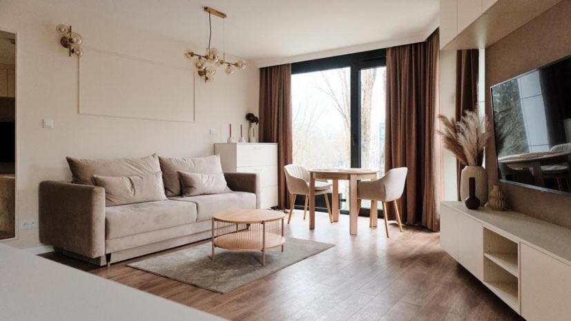 Unia Lublin Elegance Apartments מראה חיצוני תמונה